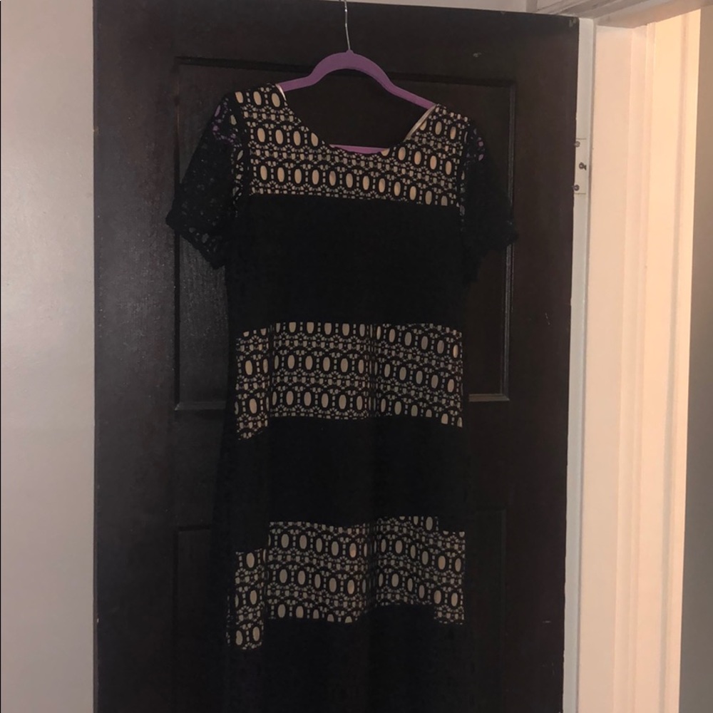 Black/Tan lace dress